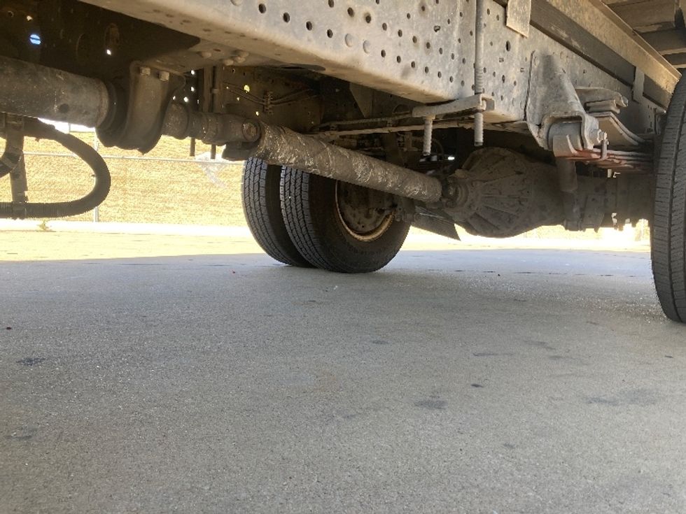 Light Duty Box Truck-Light and Medium Duty Trucks-Isuzu-2022-NPR-Grand Prairie-TX-228,637\n\t\tmiles-$ 29,000 - Image 5