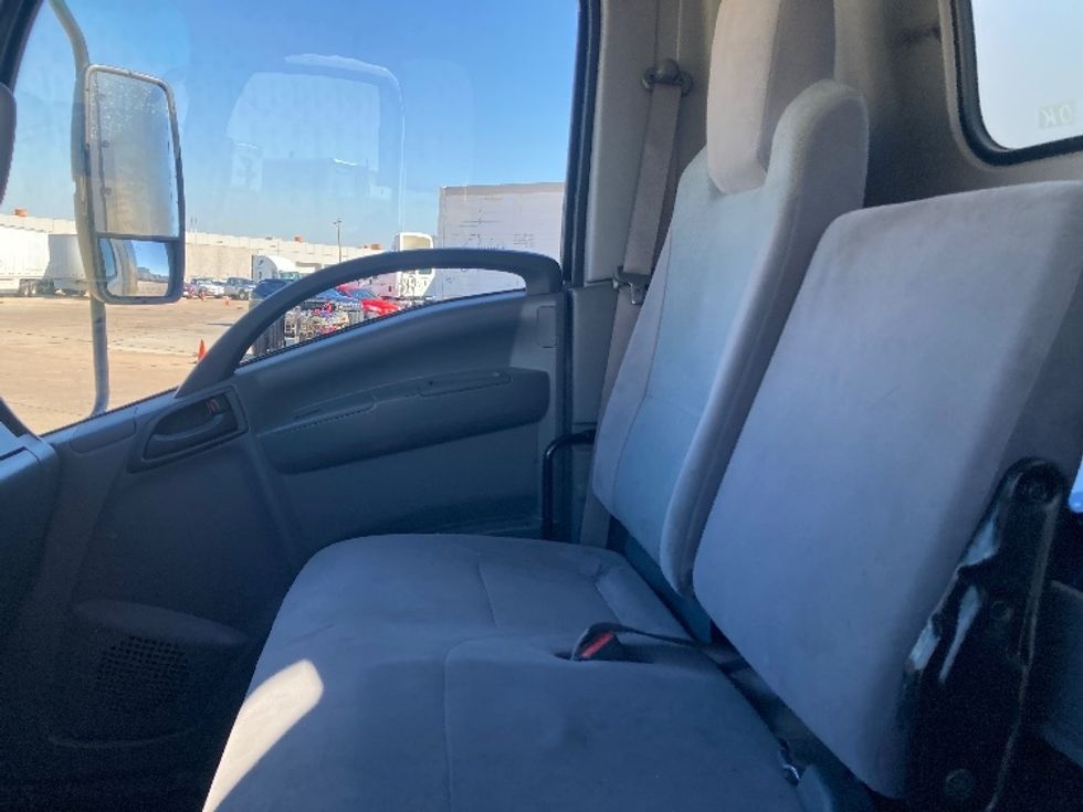 Light Duty Box Truck-Light and Medium Duty Trucks-Isuzu-2022-NPR-Grand Prairie-TX-240,769\n\t\tmiles-$ 29,000 - Image 19
