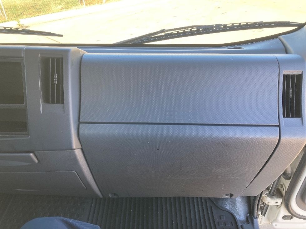 Light Duty Box Truck-Light and Medium Duty Trucks-Isuzu-2022-NPR-Grand Prairie-TX-240,769\n\t\tmiles-$ 29,000 - Image 21