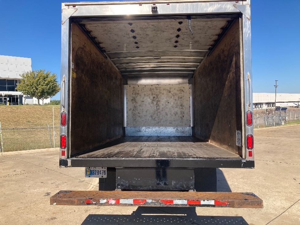 Light Duty Box Truck-Light and Medium Duty Trucks-Isuzu-2022-NPR-Grand Prairie-TX-240,769\n\t\tmiles-$ 29,000 - Image 9