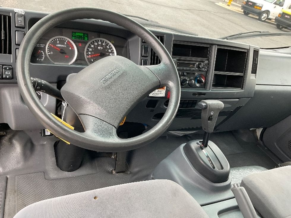 Light Duty Box Truck-Light and Medium Duty Trucks-Isuzu-2022-NPR-Greeley-CO-53,656\n\t\tmiles-$ 58,000 - Image 18