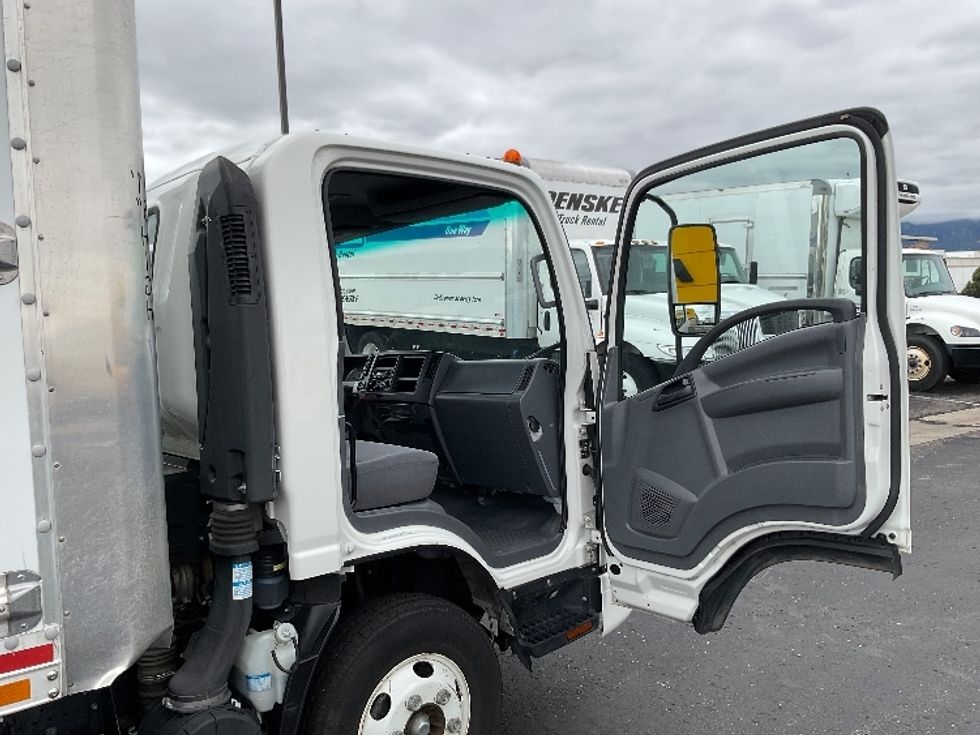 Light Duty Box Truck-Light and Medium Duty Trucks-Isuzu-2022-NPR-Greeley-CO-53,656\n\t\tmiles-$ 58,000 - Image 20