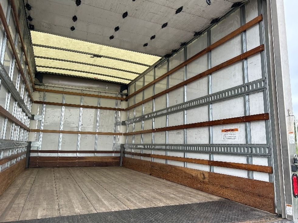 Light Duty Box Truck-Light and Medium Duty Trucks-Isuzu-2022-NPR-Greeley-CO-65,368\n\t\tmiles-$ 56,750 - Image 12