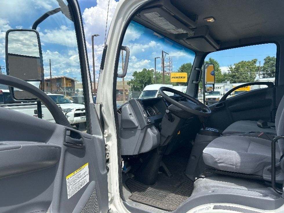 Light Duty Box Truck-Light and Medium Duty Trucks-Isuzu-2022-NPR-Greeley-CO-68,791\n\t\tmiles-$ 53,750 - Image 14