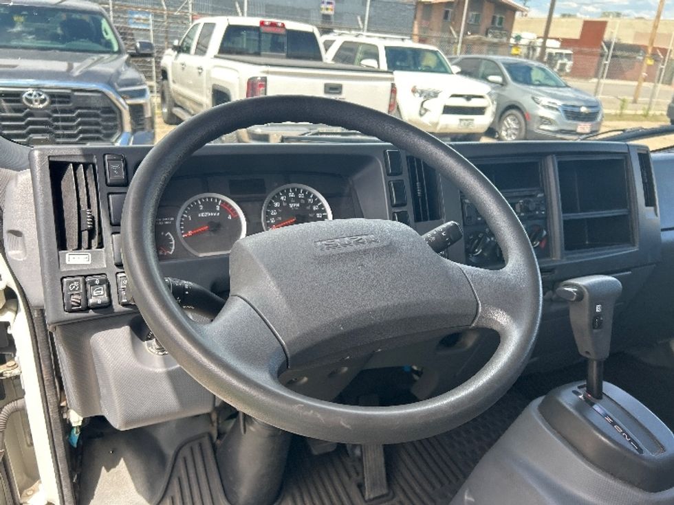 Light Duty Box Truck-Light and Medium Duty Trucks-Isuzu-2022-NPR-Greeley-CO-68,791\n\t\tmiles-$ 53,750 - Image 16