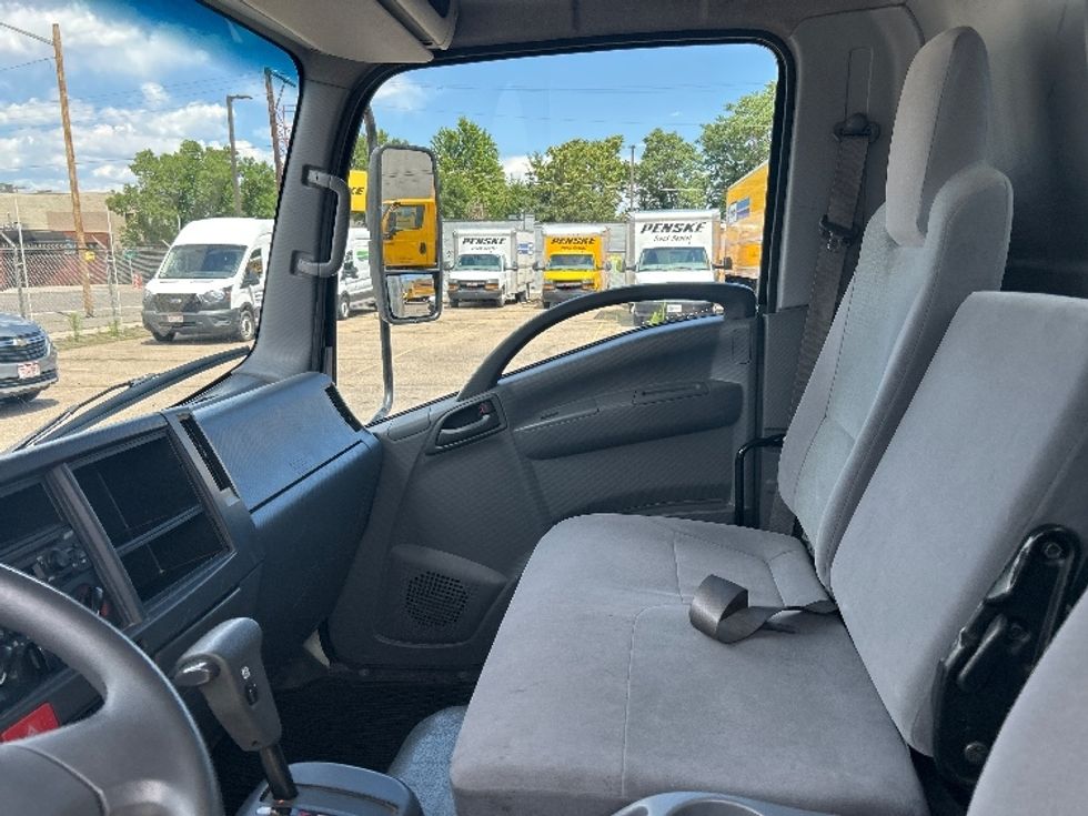 Light Duty Box Truck-Light and Medium Duty Trucks-Isuzu-2022-NPR-Greeley-CO-68,791\n\t\tmiles-$ 53,750 - Image 17