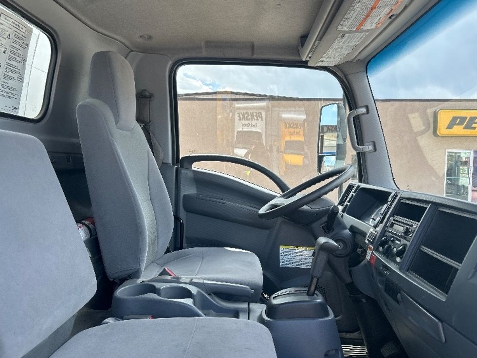 Light Duty Box Truck-Light and Medium Duty Trucks-Isuzu-2022-NPR-Greeley-CO-68,791\n\t\tmiles-$ 53,750 - Image 20