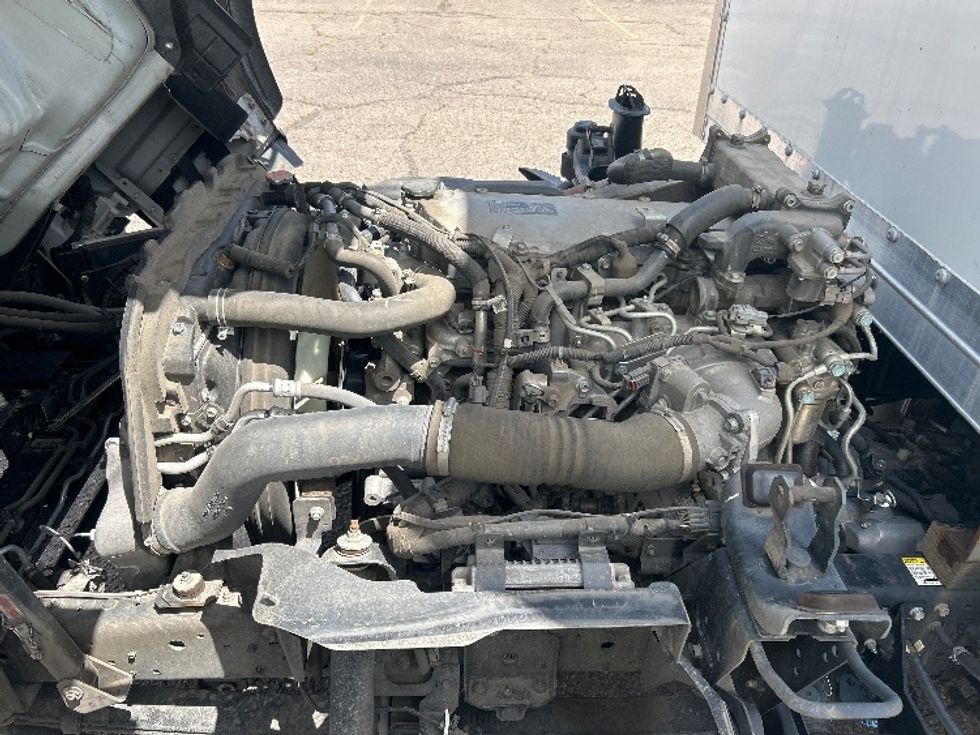 Light Duty Box Truck-Light and Medium Duty Trucks-Isuzu-2022-NPR-Greeley-CO-68,791\n\t\tmiles-$ 53,750 - Image 22