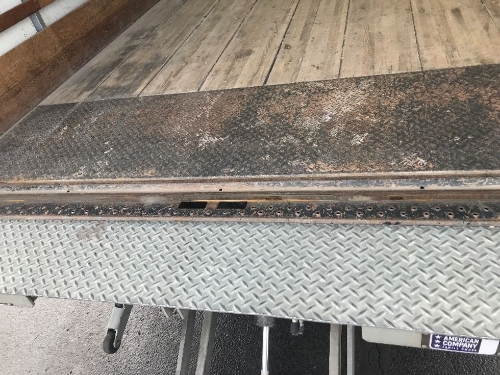 Light Duty Box Truck-Light and Medium Duty Trucks-Isuzu-2022-NPR-Greeley-CO-76,346\n\t\tmiles-$ 55,250 - Image 10