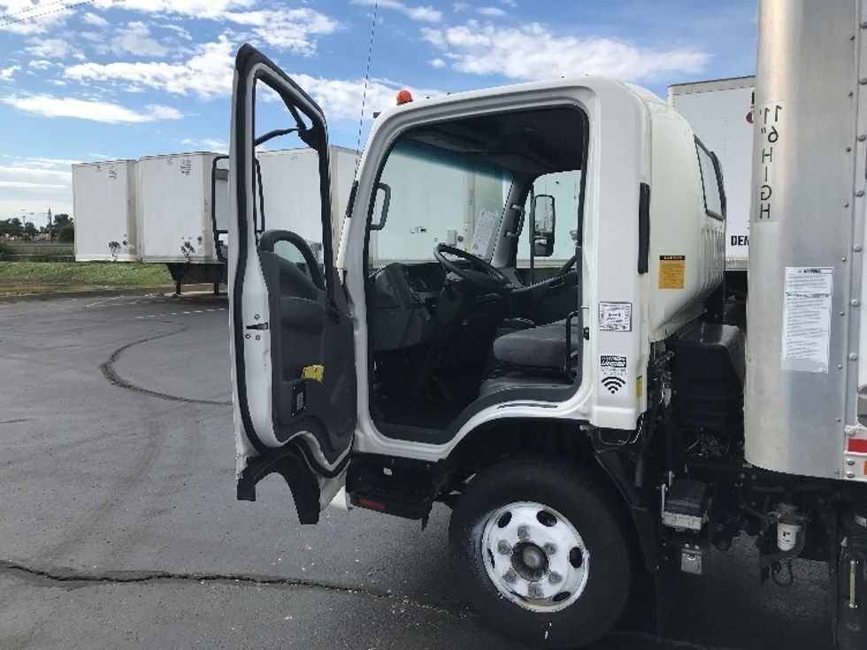 Light Duty Box Truck-Light and Medium Duty Trucks-Isuzu-2022-NPR-Greeley-CO-76,346\n\t\tmiles-$ 55,250 - Image 16