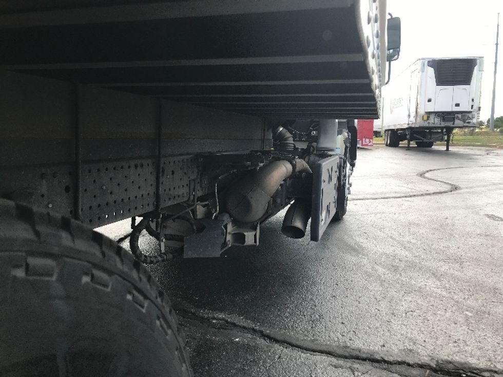 Light Duty Box Truck-Light and Medium Duty Trucks-Isuzu-2022-NPR-Greeley-CO-81,347\n\t\tmiles-$ 51,500 - Image 14