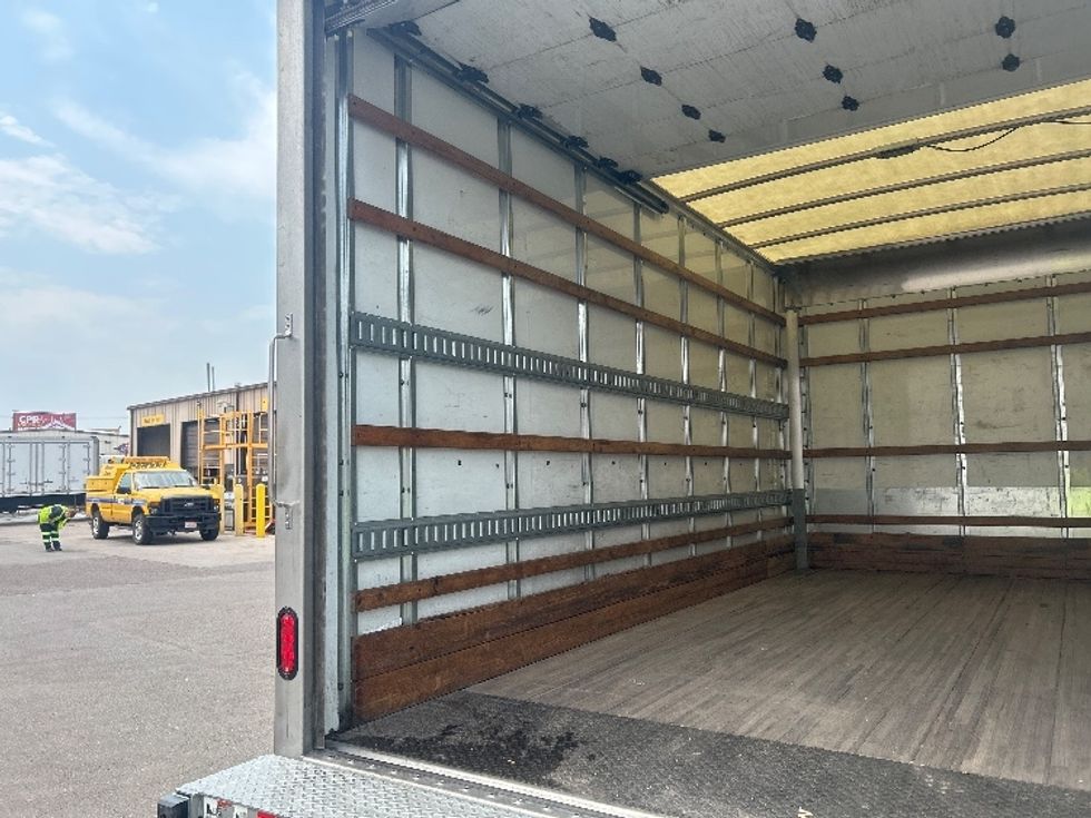 Light Duty Box Truck-Light and Medium Duty Trucks-Isuzu-2022-NPR-Greeley-CO-81,942\n\t\tmiles-$ 51,750 - Image 11