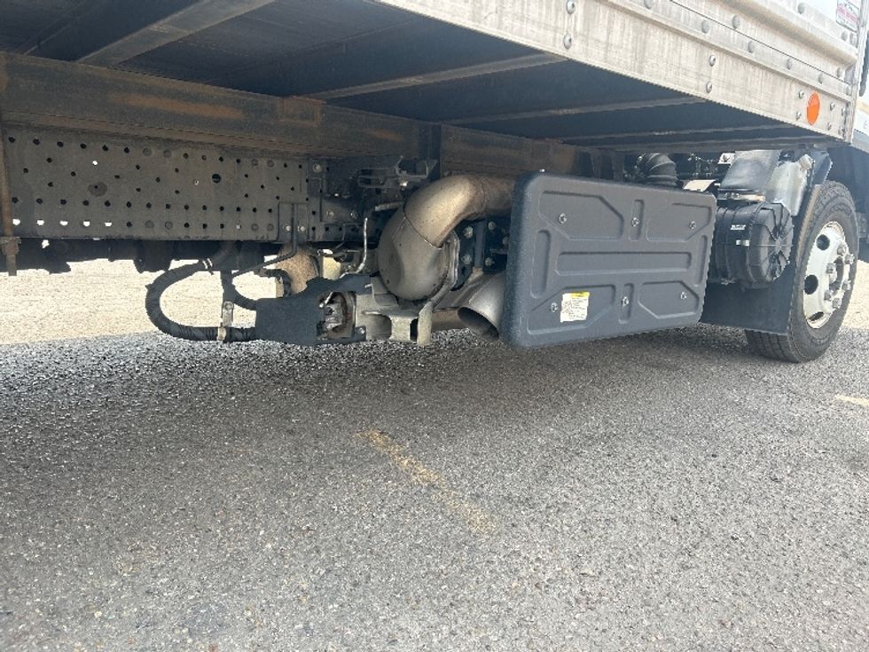 Light Duty Box Truck-Light and Medium Duty Trucks-Isuzu-2022-NPR-Greeley-CO-81,942\n\t\tmiles-$ 51,750 - Image 14