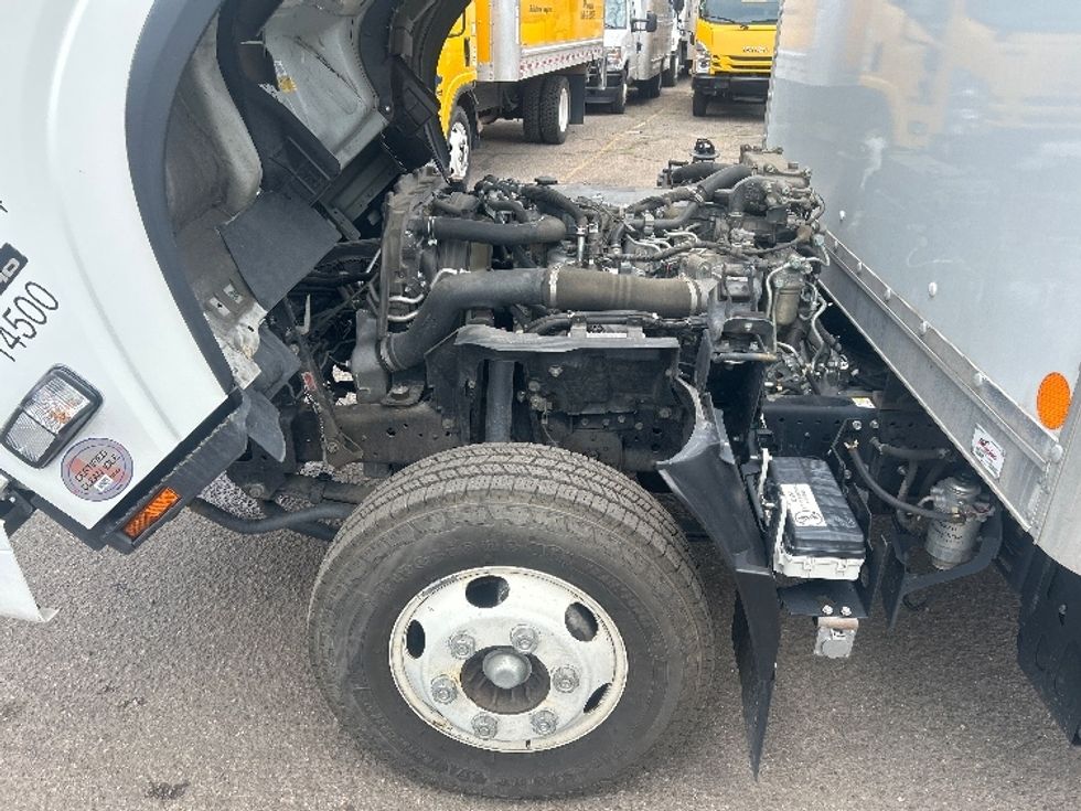 Light Duty Box Truck-Light and Medium Duty Trucks-Isuzu-2022-NPR-Greeley-CO-81,942\n\t\tmiles-$ 51,750 - Image 24