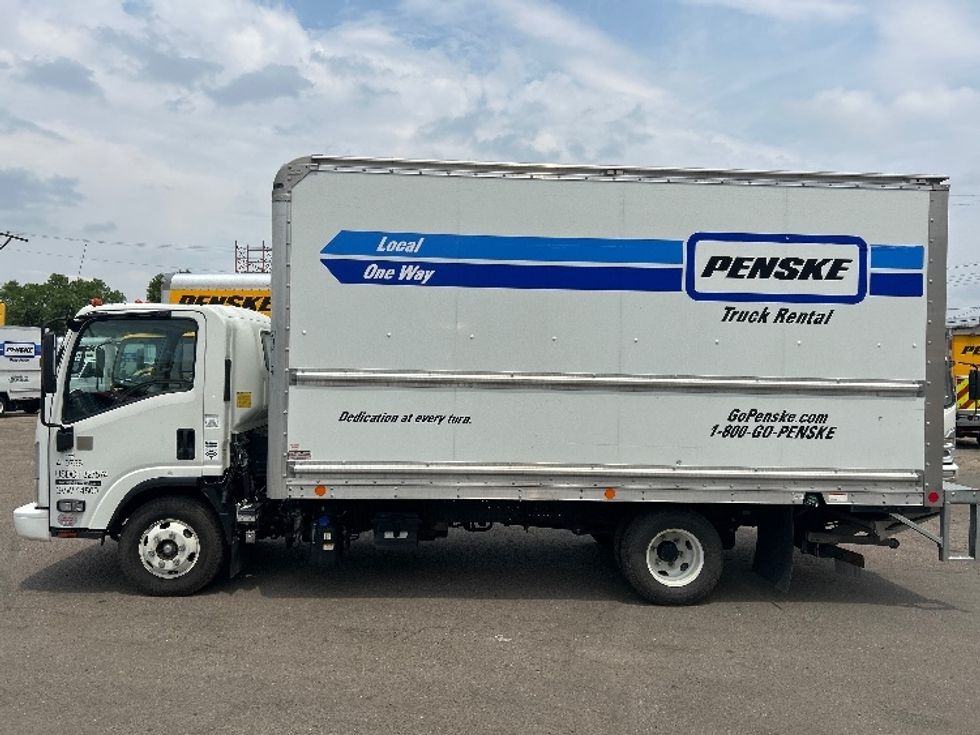 Light Duty Box Truck-Light and Medium Duty Trucks-Isuzu-2022-NPR-Greeley-CO-81,942\n\t\tmiles-$ 51,750 - Image 4
