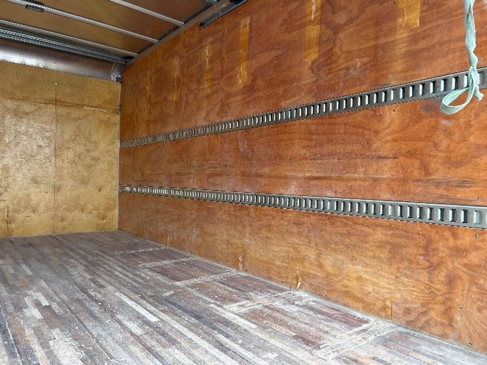 Light Duty Box Truck-Light and Medium Duty Trucks-Isuzu-2022-NPR-Greensboro-NC-193,747\n\t\tmiles-$ 29,250 - Image 11