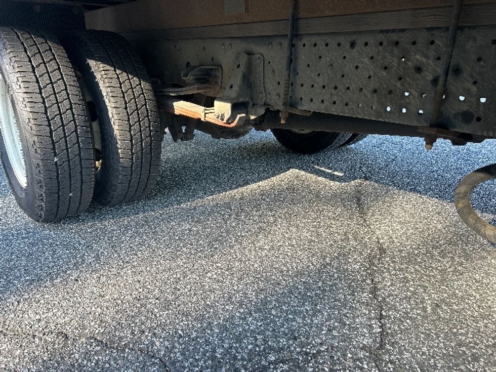 Light Duty Box Truck-Light and Medium Duty Trucks-Isuzu-2022-NPR-Greensboro-NC-83,251\n\t\tmiles-$ 47,250 - Image 13