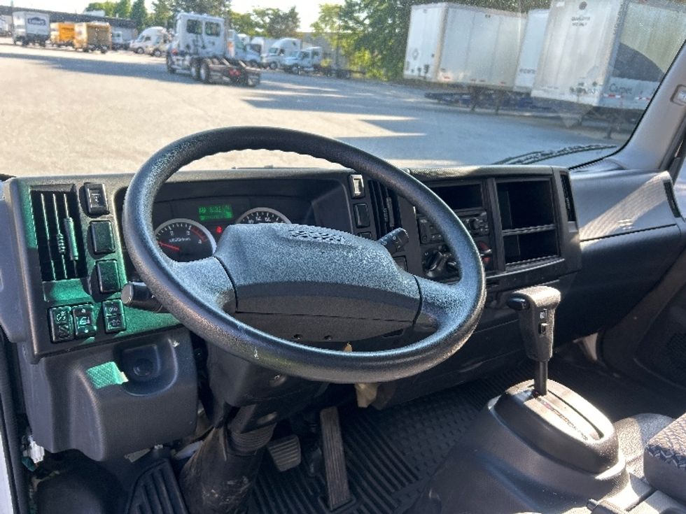 Light Duty Box Truck-Light and Medium Duty Trucks-Isuzu-2022-NPR-Greensboro-NC-83,251\n\t\tmiles-$ 47,250 - Image 16