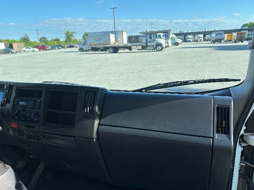 Light Duty Box Truck-Light and Medium Duty Trucks-Isuzu-2022-NPR-Greensboro-NC-83,251\n\t\tmiles-$ 47,250 - Image 20