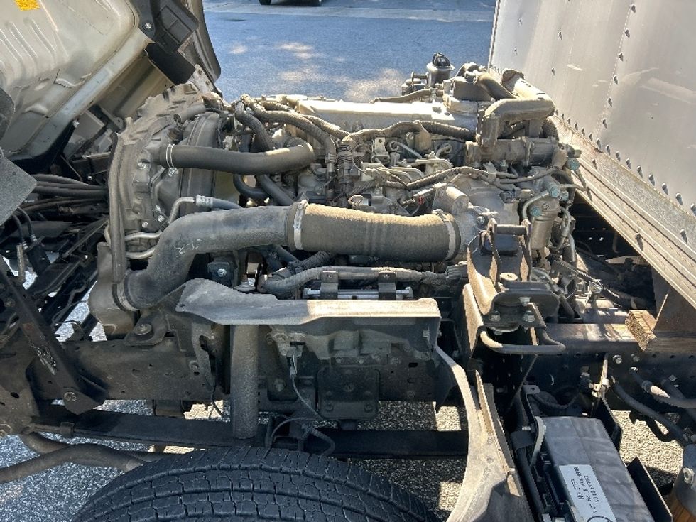 Light Duty Box Truck-Light and Medium Duty Trucks-Isuzu-2022-NPR-Greensboro-NC-83,251\n\t\tmiles-$ 47,250 - Image 23