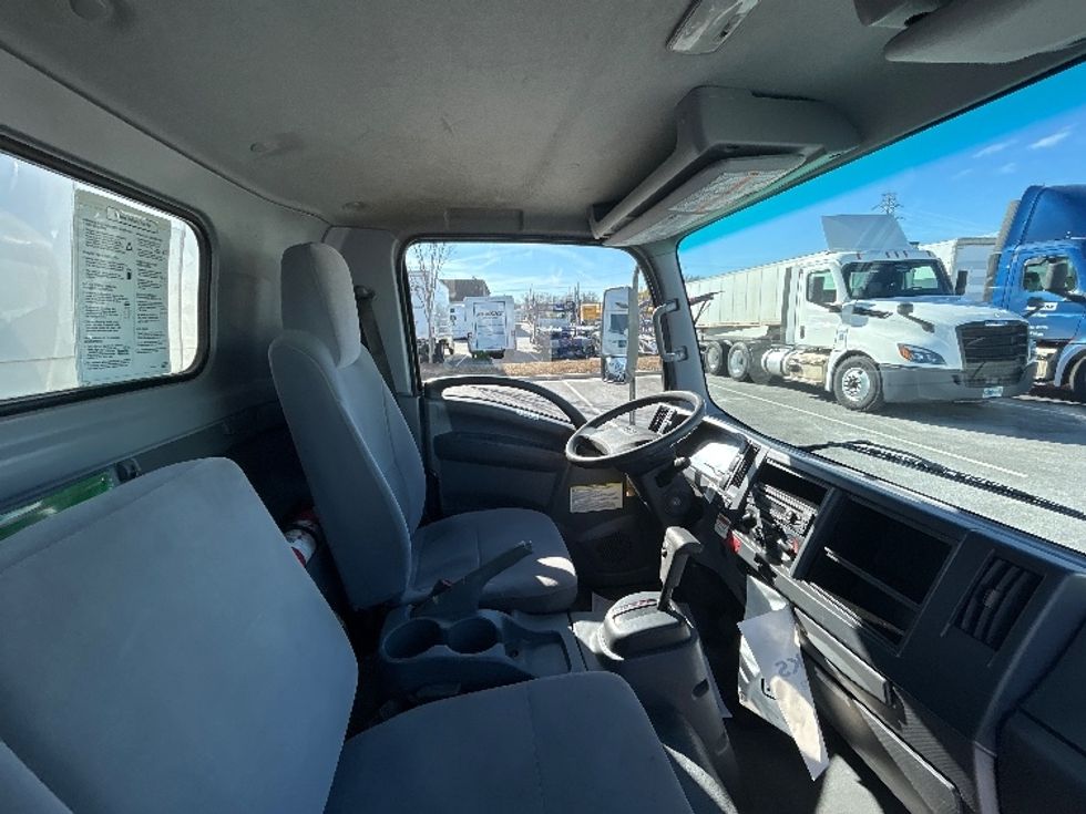 Light Duty Box Truck-Light and Medium Duty Trucks-Isuzu-2022-NPR-Greenville-SC-140,440\n\t\tmiles-$ 39,250 - Image 22