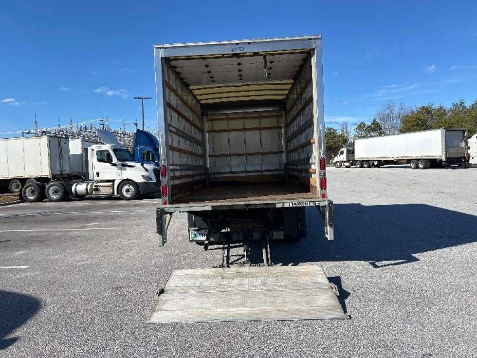 Light Duty Box Truck-Light and Medium Duty Trucks-Isuzu-2022-NPR-Greenville-SC-140,440\n\t\tmiles-$ 39,250 - Image 9