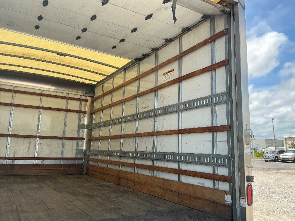 Light Duty Box Truck-Light and Medium Duty Trucks-Isuzu-2022-NPR-Gulfport-MS-96,346\n\t\tmiles-$ 44,750 - Image 12