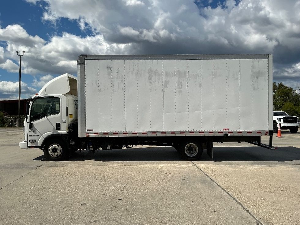 Light Duty Box Truck-Light and Medium Duty Trucks-Isuzu-2022-NPR-Hammond-LA-223,234\n\t\tmiles-$ 27,500 - Image 3