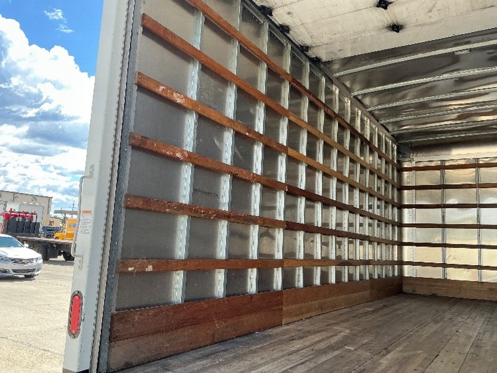 Light Duty Box Truck-Light and Medium Duty Trucks-Isuzu-2022-NPR-Hammond-LA-223,234\n\t\tmiles-$ 27,500 - Image 9
