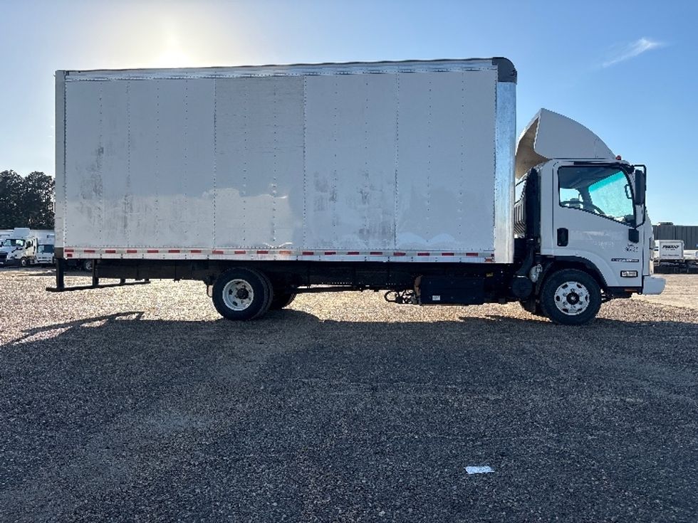 Light Duty Box Truck-Light and Medium Duty Trucks-Isuzu-2022-NPR-Hammond-LA-223,826\n\t\tmiles-$ 27,500 - Image 14