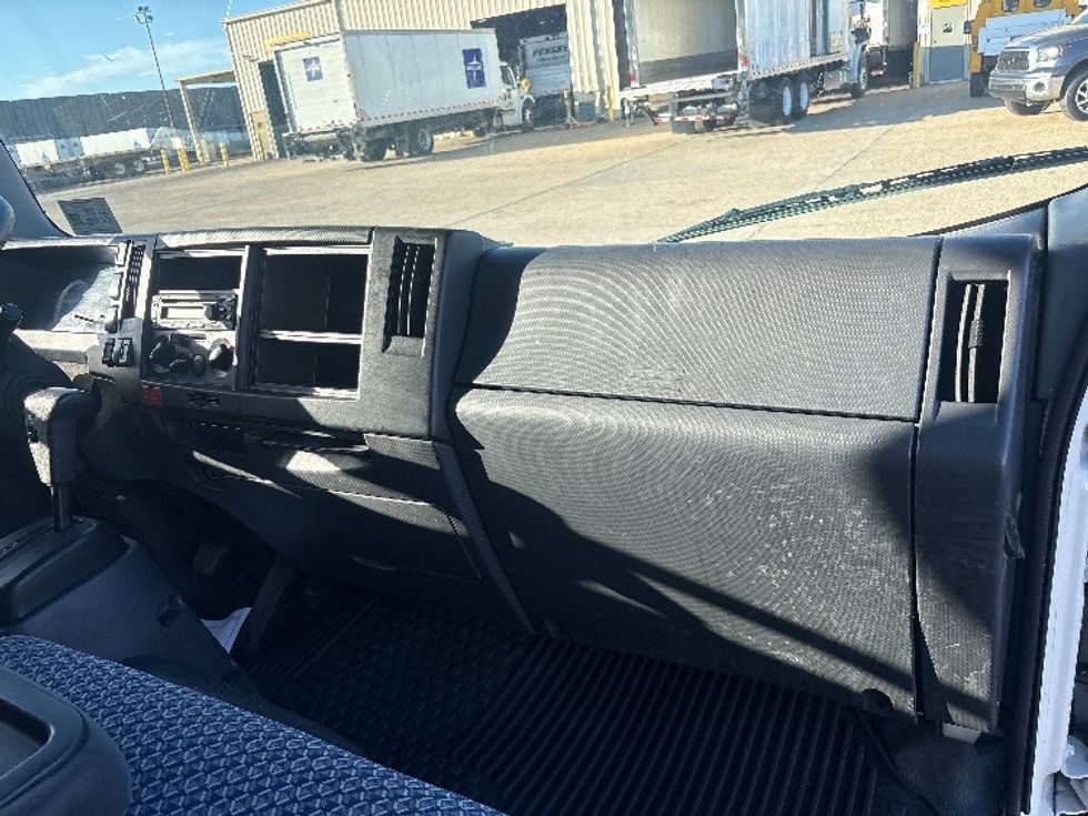 Light Duty Box Truck-Light and Medium Duty Trucks-Isuzu-2022-NPR-Hammond-LA-223,826\n\t\tmiles-$ 27,500 - Image 20
