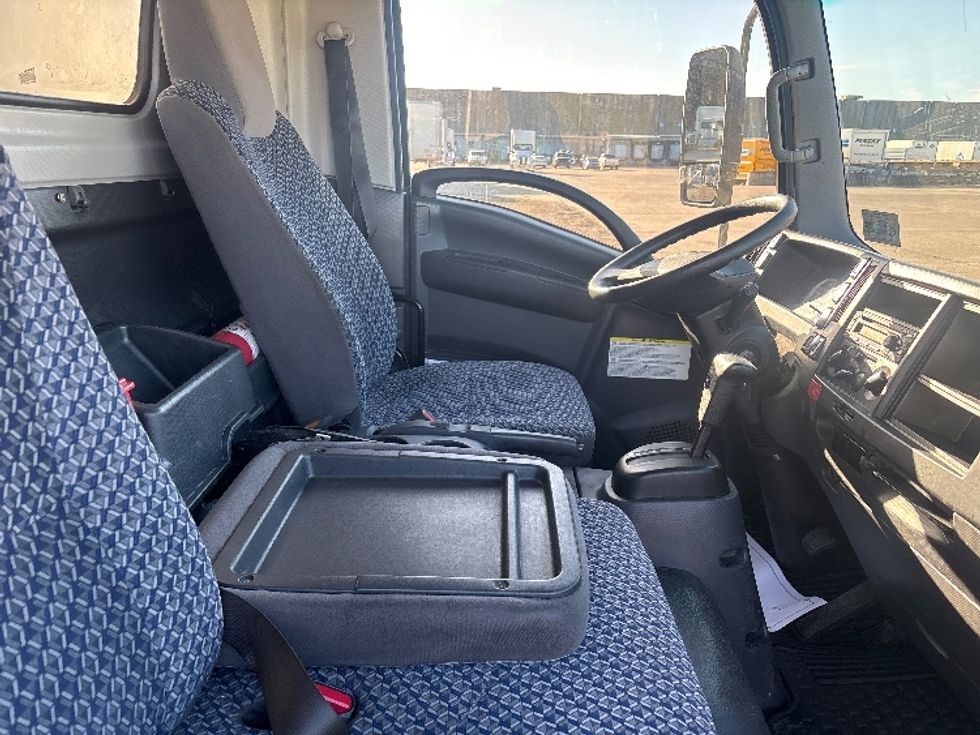 Light Duty Box Truck-Light and Medium Duty Trucks-Isuzu-2022-NPR-Hammond-LA-223,826\n\t\tmiles-$ 27,500 - Image 21