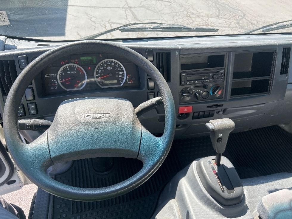 Light Duty Box Truck-Light and Medium Duty Trucks-Isuzu-2022-NPR-Jessup-PA-225,821\n\t\tmiles-$ 27,500 - Image 18
