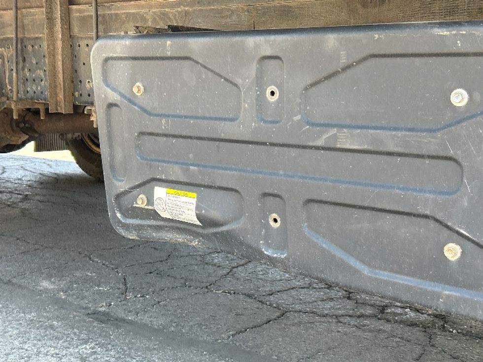Light Duty Box Truck-Light and Medium Duty Trucks-Isuzu-2022-NPR-Jessup-PA-225,821\n\t\tmiles-$ 27,500 - Image 25