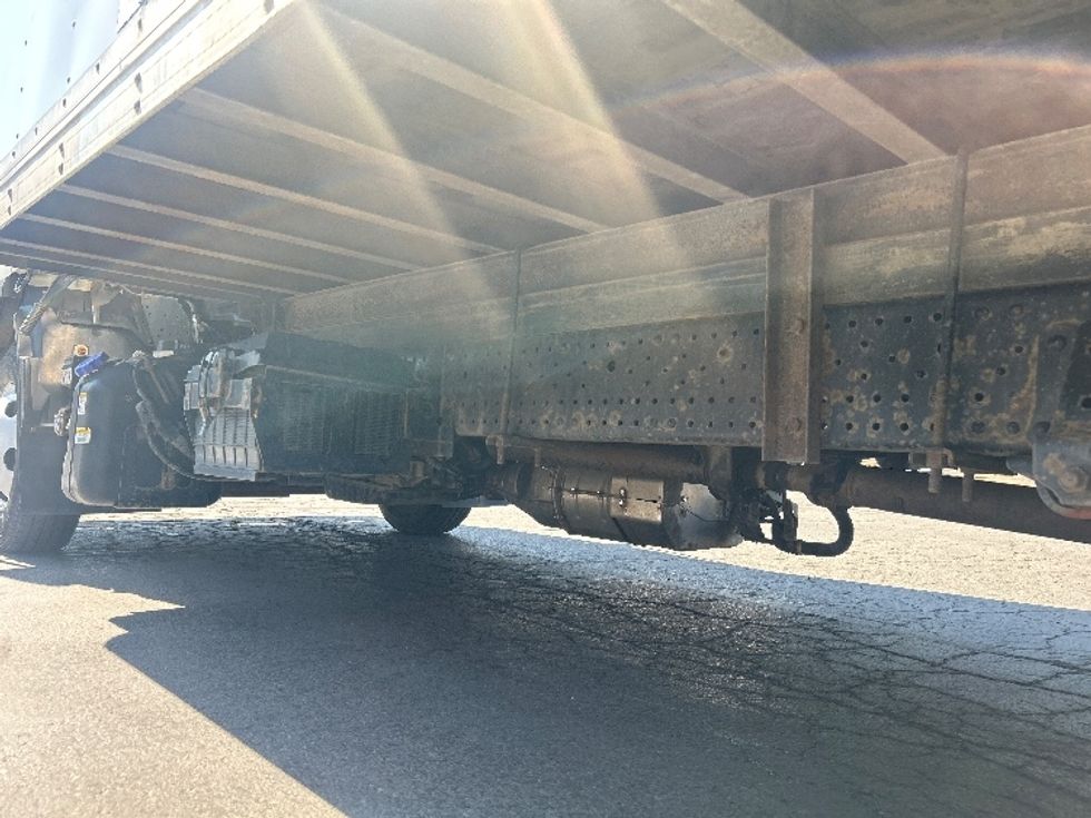 Light Duty Box Truck-Light and Medium Duty Trucks-Isuzu-2022-NPR-Jessup-PA-225,821\n\t\tmiles-$ 27,500 - Image 5