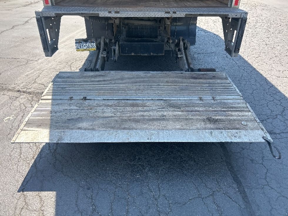 Light Duty Box Truck-Light and Medium Duty Trucks-Isuzu-2022-NPR-Jessup-PA-225,821\n\t\tmiles-$ 27,500 - Image 9