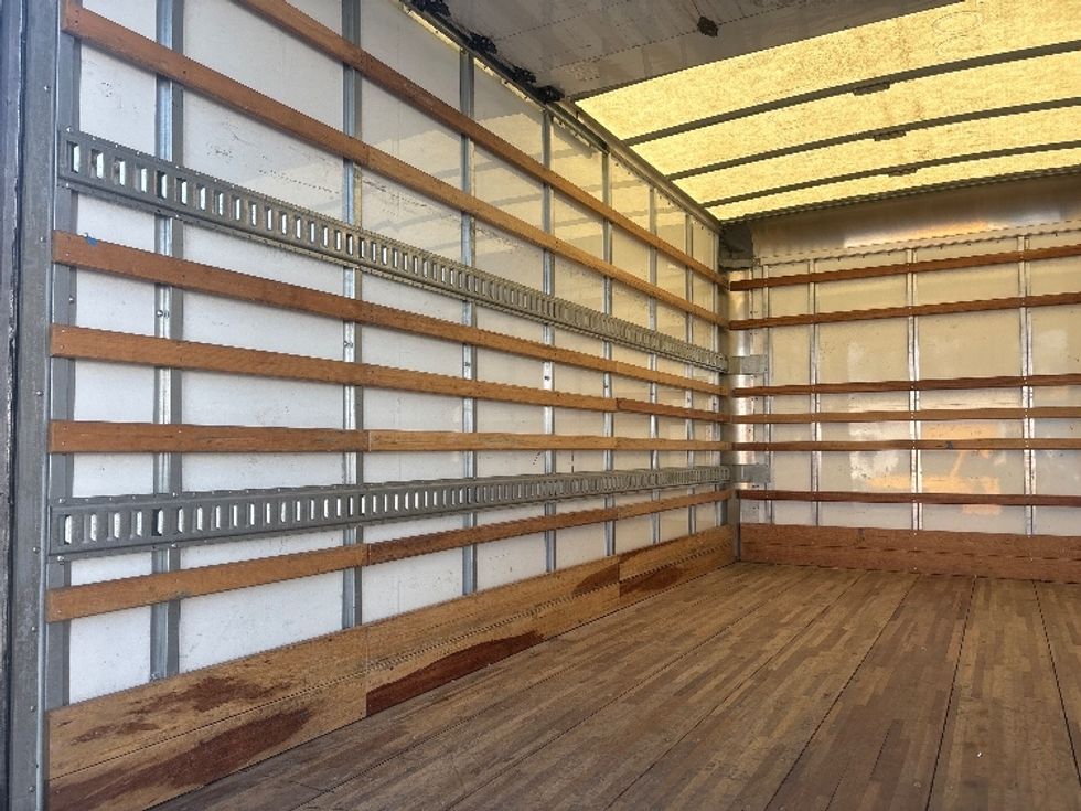 Light Duty Box Truck-Light and Medium Duty Trucks-Isuzu-2022-NPR-Kent-WA-54,927\n\t\tmiles-$ 53,750 - Image 11