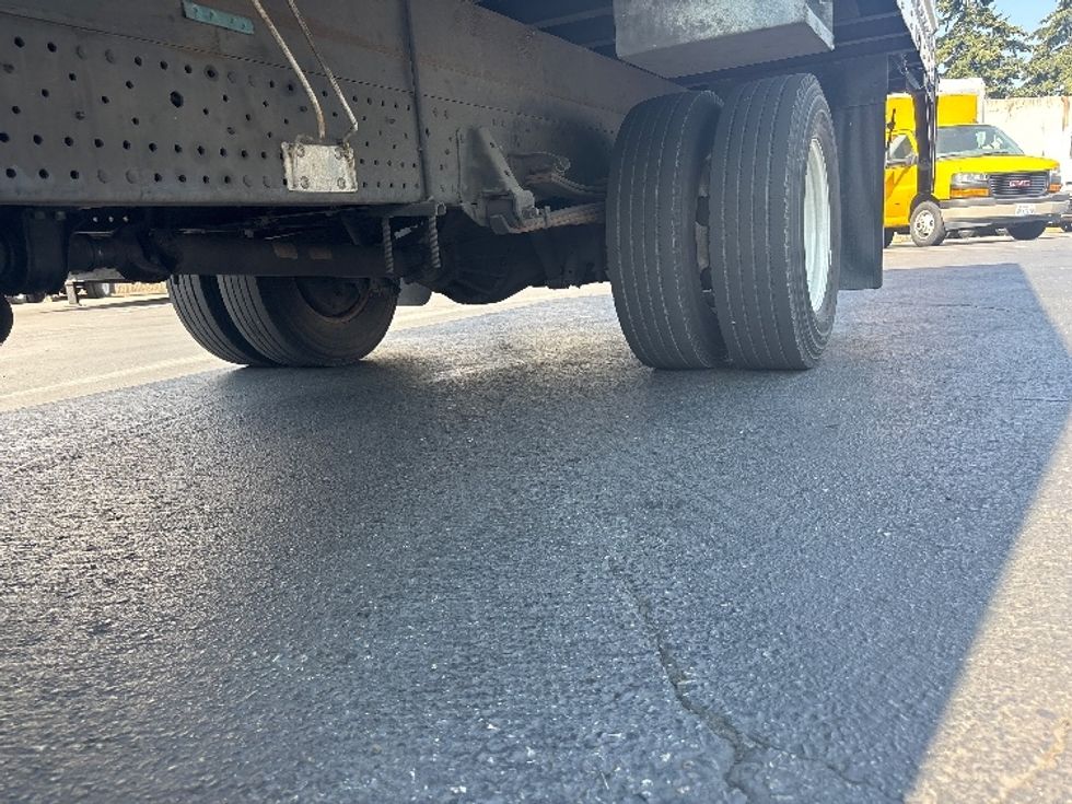 Light Duty Box Truck-Light and Medium Duty Trucks-Isuzu-2022-NPR-Kent-WA-54,927\n\t\tmiles-$ 53,750 - Image 5