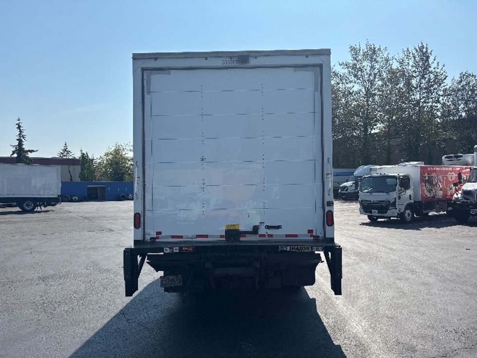 Light Duty Box Truck-Light and Medium Duty Trucks-Isuzu-2022-NPR-Kent-WA-54,927\n\t\tmiles-$ 53,750 - Image 7