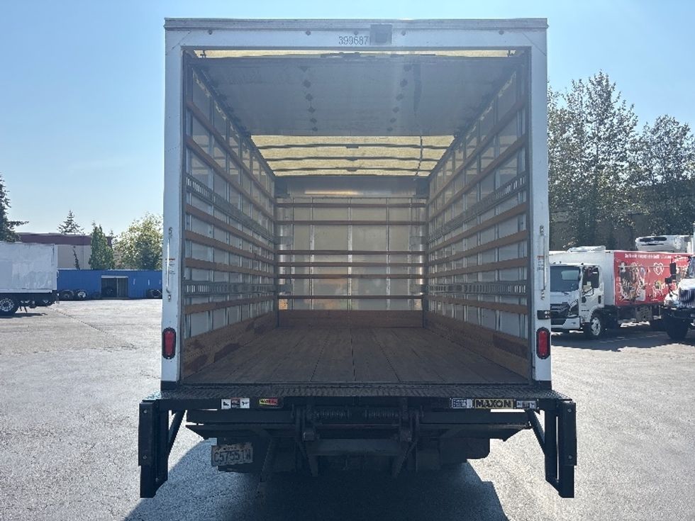 Light Duty Box Truck-Light and Medium Duty Trucks-Isuzu-2022-NPR-Kent-WA-54,927\n\t\tmiles-$ 53,750 - Image 8