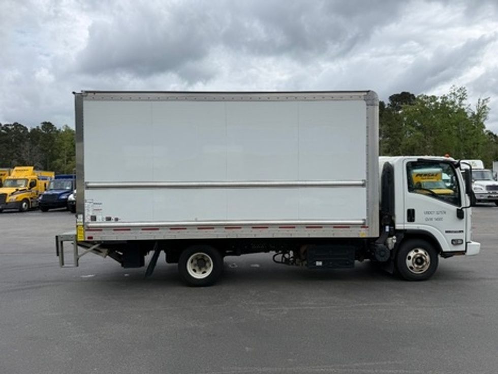 Light Duty Box Truck-Light and Medium Duty Trucks-Isuzu-2022-NPR-Ladson-SC-172,026\n\t\tmiles-$ 30,250 - Image 13