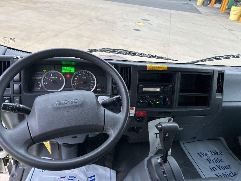 Light Duty Box Truck-Light and Medium Duty Trucks-Isuzu-2022-NPR-Ladson-SC-172,026\n\t\tmiles-$ 30,250 - Image 18
