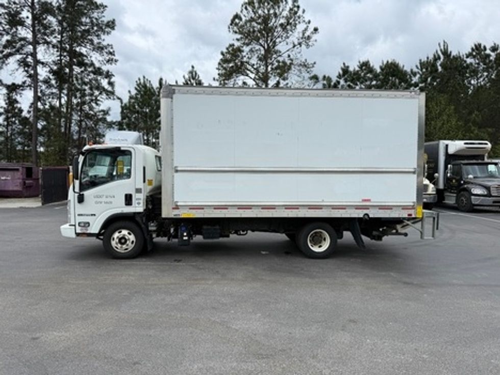 Light Duty Box Truck-Light and Medium Duty Trucks-Isuzu-2022-NPR-Ladson-SC-172,026\n\t\tmiles-$ 30,250 - Image 3