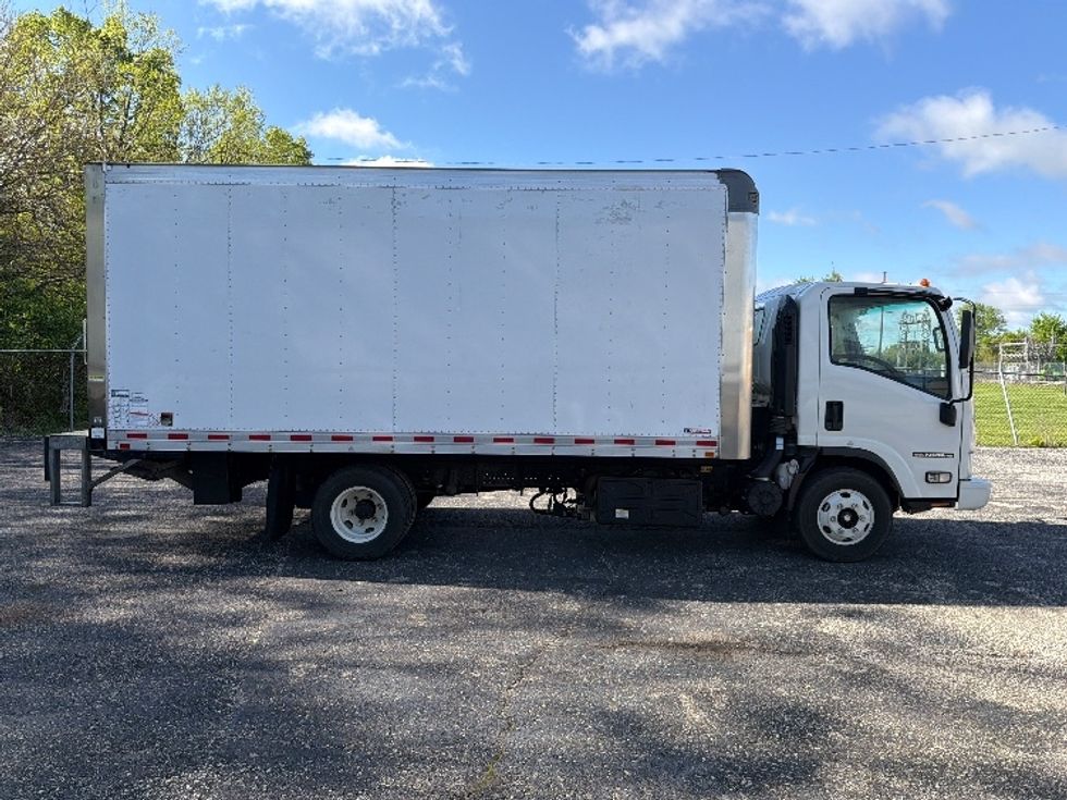 Light Duty Box Truck-Light and Medium Duty Trucks-Isuzu-2022-NPR-Louisville-KY-60,241\n\t\tmiles-$ 47,500 - Image 15