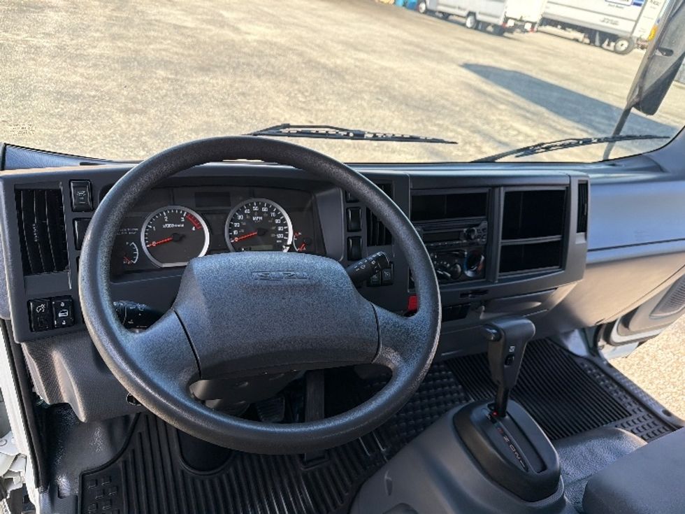 Light Duty Box Truck-Light and Medium Duty Trucks-Isuzu-2022-NPR-Louisville-KY-60,241\n\t\tmiles-$ 47,500 - Image 17