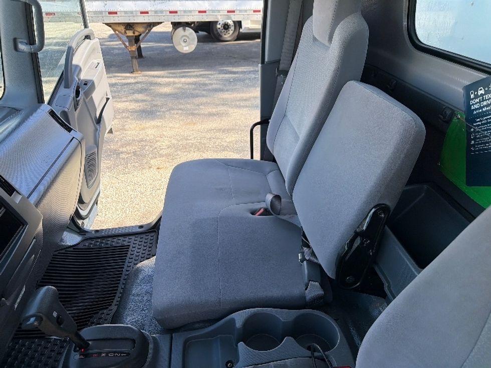 Light Duty Box Truck-Light and Medium Duty Trucks-Isuzu-2022-NPR-Louisville-KY-60,241\n\t\tmiles-$ 47,500 - Image 19
