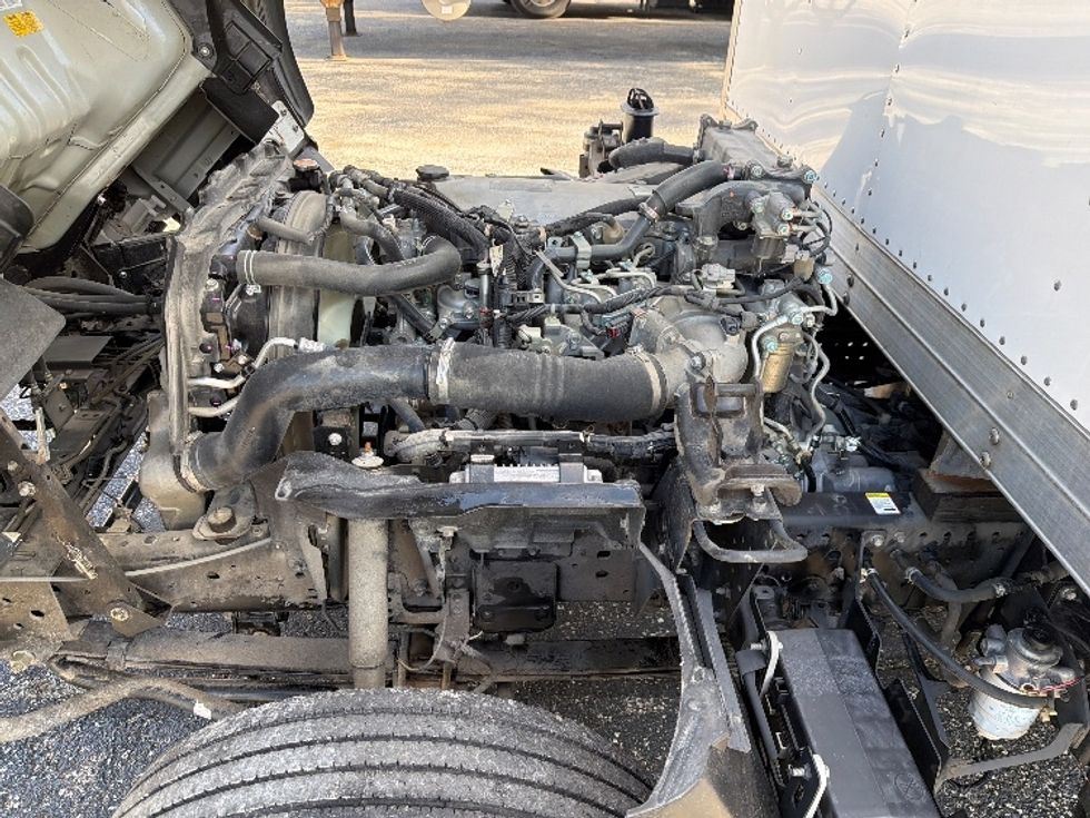 Light Duty Box Truck-Light and Medium Duty Trucks-Isuzu-2022-NPR-Louisville-KY-60,241\n\t\tmiles-$ 47,500 - Image 24
