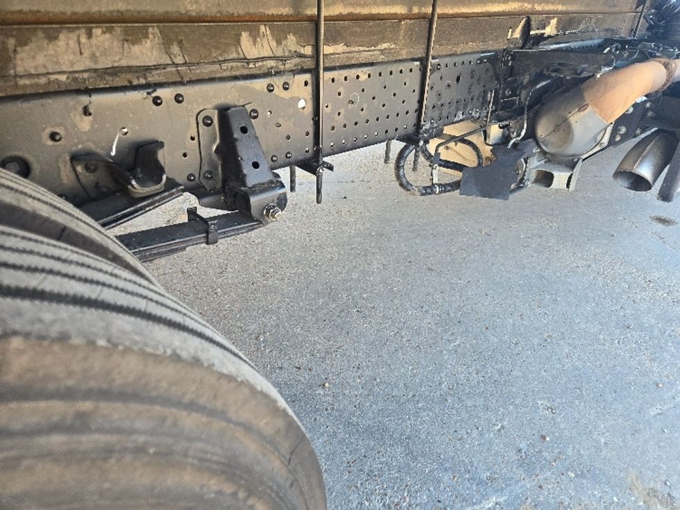 Light Duty Box Truck-Light and Medium Duty Trucks-Isuzu-2022-NPR-Monroe-LA-203,317\n\t\tmiles-$ 27,250 - Image 13