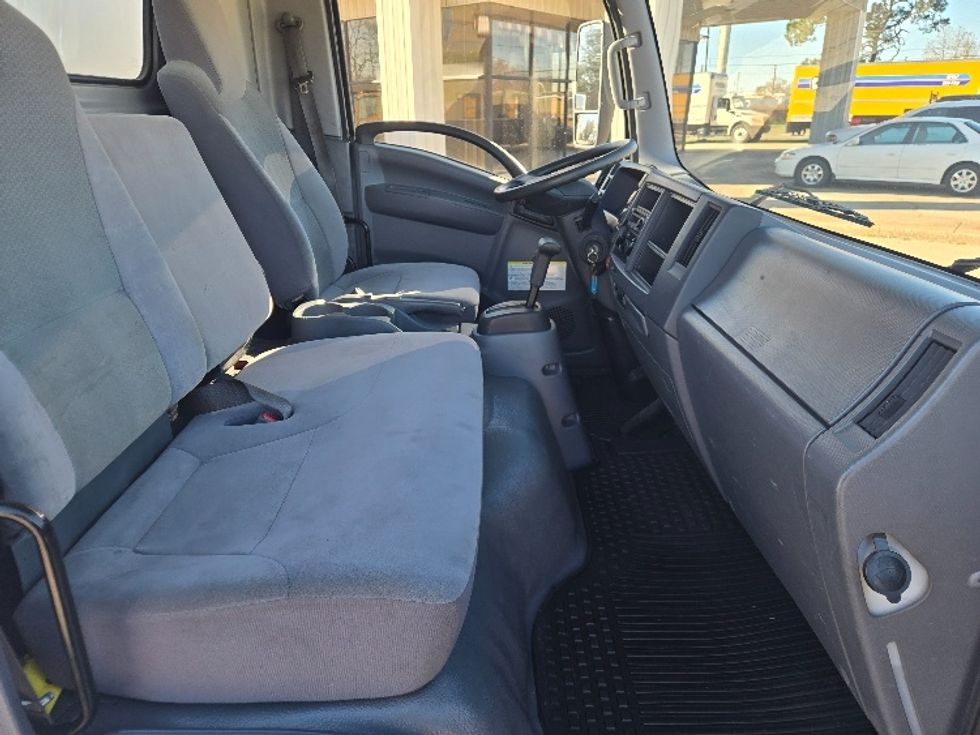Light Duty Box Truck-Light and Medium Duty Trucks-Isuzu-2022-NPR-Monroe-LA-203,317\n\t\tmiles-$ 27,250 - Image 21