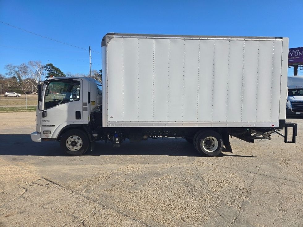 Light Duty Box Truck-Light and Medium Duty Trucks-Isuzu-2022-NPR-Monroe-LA-203,317\n\t\tmiles-$ 27,250 - Image 4